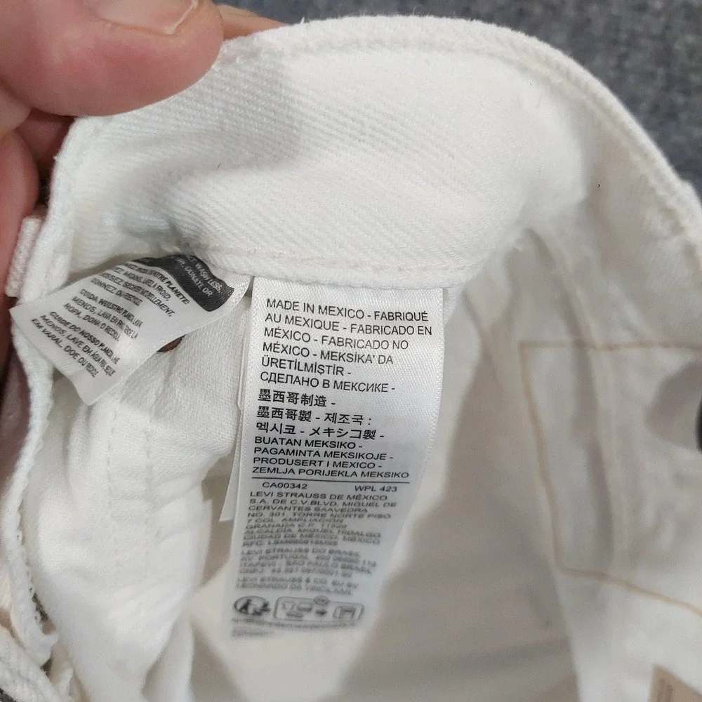 Levis 501 Original Jeans Mens 30x34 White 100% Cotton Button Fly Straight Denim